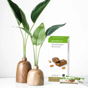 Товар протеїнові батончики Ваніль-мигдаль Herbalife 14 штук
